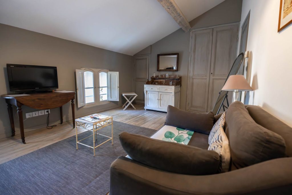 Castell de bles - Chambres d hotes - Cote cour (10)