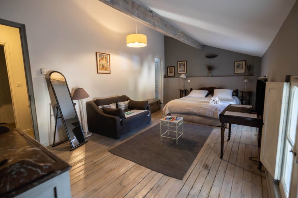 Castell de bles - Chambres d hotes - Cote cour (14)