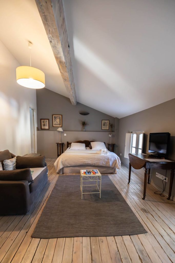 Castell de bles - Chambres d hotes - Cote cour (18)